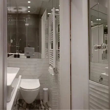 Comely N Gusto Luxury Apts. Θεσσαλονίκη Εξωτερικό φωτογραφία